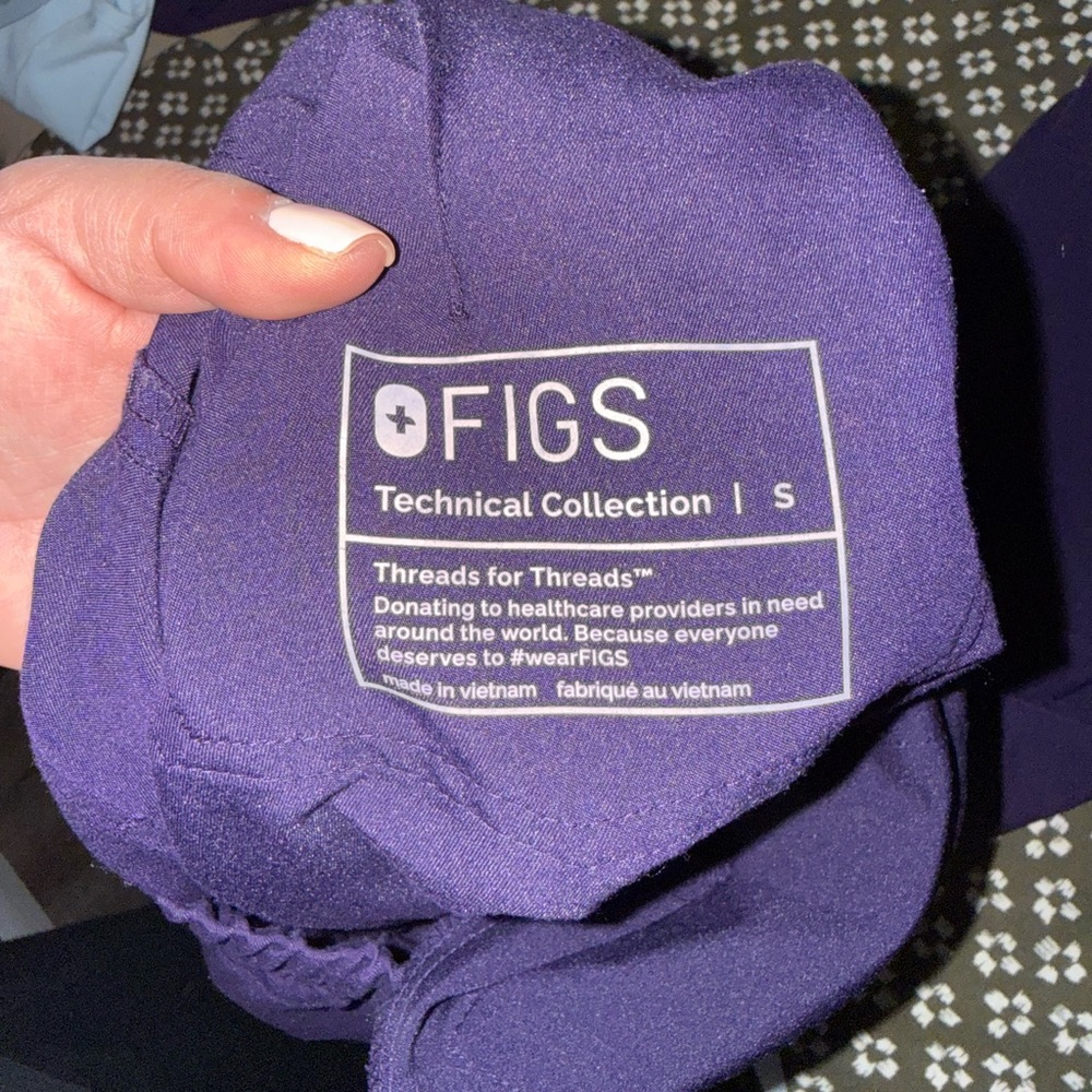 Figs scrub set - Picture 2 of 3